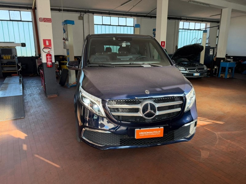 MERCEDES Classe V     (W447)