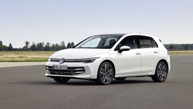 VOLKSWAGEN Golf 8ª serie